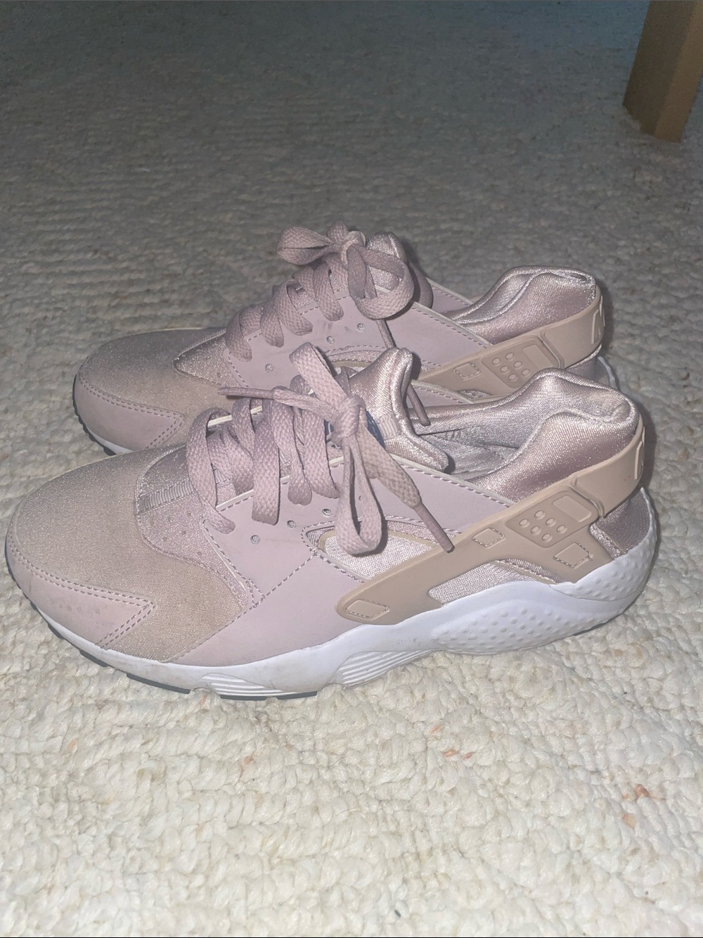 NIKE Huarache Sneakers / Rose  Gold Sz 5.5Y EUR 36 ( women Sz 6 )